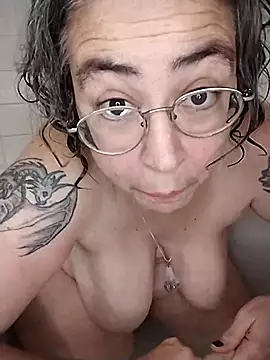 Snapshot of GraceHenderson chatting on March 3, 2025, 11:44 am GraceHenderson online show from March 3, 2025, 11:44 am