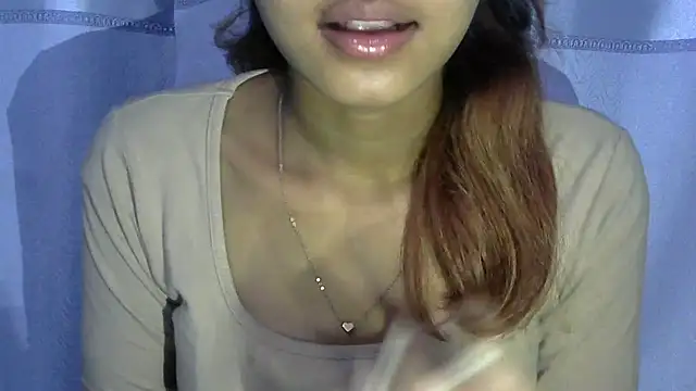 Snapshot of jassi-just18 chatting on December 5, 2024, 9:39 am jassi-just18 online show from December 5, 2024, 9:39 am