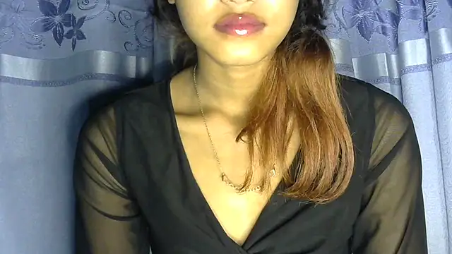 Snapshot of jassi-just18 chatting on December 9, 2024, 7:18 pm jassi-just18 online show from December 9, 2024, 7:18 pm