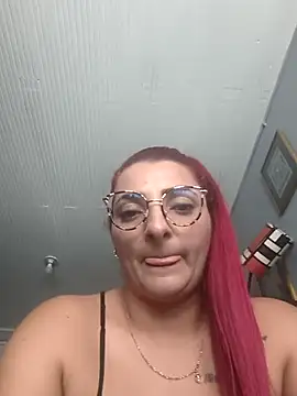 SHARAONELOVE online show from February 5, 2026, 5:06 pm