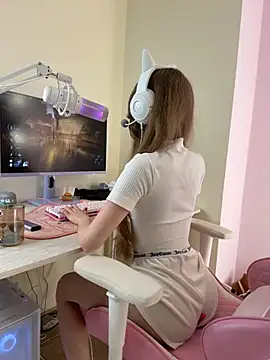 Snapshot of your_girl_next_door chatting on September 27, 2025, 2:55 pm your girl next door online show from September 27, 2025, 2:55 pm