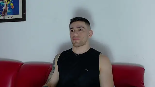 Sexy Alejandro  online show from May 4, 2026, 6:04 pm