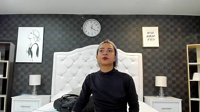 Snapshot of rave_connor chatting on December 11, 2024, 7:03 pm rave connor online show from December 11, 2024, 7:03 pm