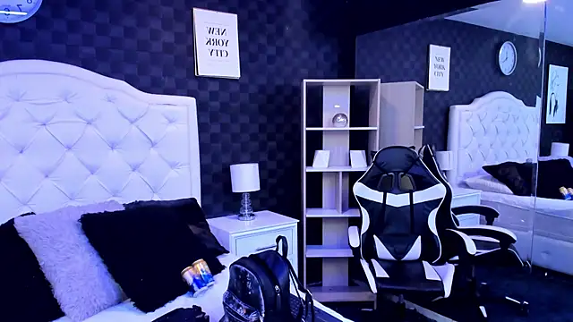 Snapshot of rave_connor chatting on January 9, 2025, 6:47 pm rave connor online show from January 9, 2025, 6:47 pm