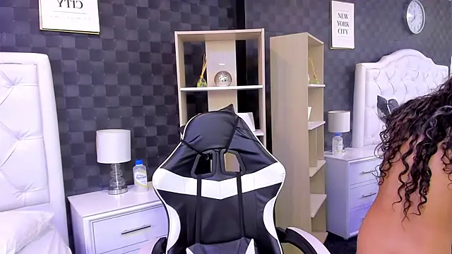 Snapshot of rave_connor chatting on February 10, 2025, 7:17 pm rave connor online show from February 10, 2025, 7:17 pm