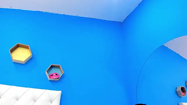 Snapshot of rave_connor chatting on February 13, 2025, 5:01 pm rave connor online show from February 13, 2025, 5:01 pm