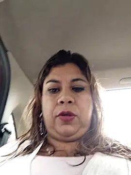 Laura-Hernandez online show from March 12, 2026, 3:07 pm