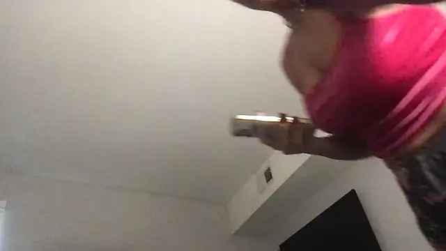 Snapshot of bigb00tyjudyyX chatting on September 27, 2025, 3:39 pm bigb00tyjudyyX online show from September 27, 2025, 3:39 pm