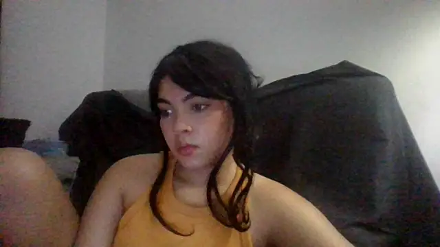 Snapshot of Kiri_Cutee chatting on January 8, 2025, 5:37 am Kiri Cutee online show from January 8, 2025, 5:37 am
