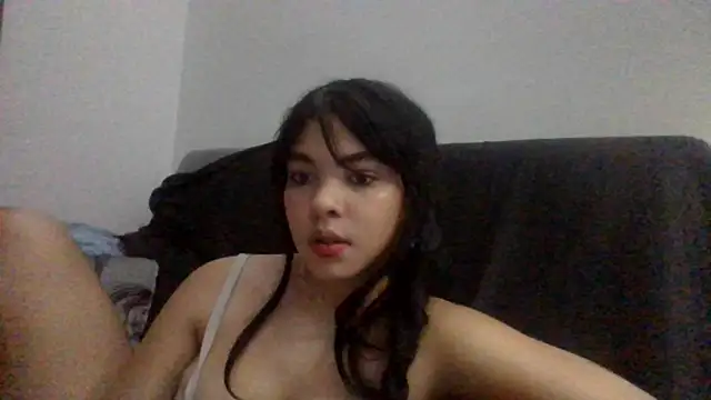 Snapshot of Kiri_Cutee chatting on January 12, 2025, 5:34 am Kiri Cutee online show from January 12, 2025, 5:34 am