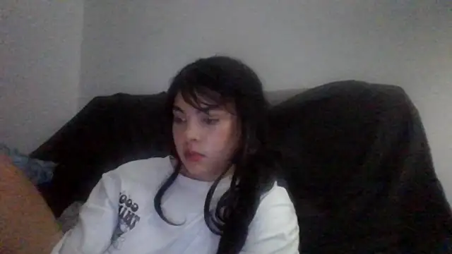 Snapshot of Kiri_Cutee chatting on January 13, 2025, 5:44 am Kiri Cutee online show from January 13, 2025, 5:44 am
