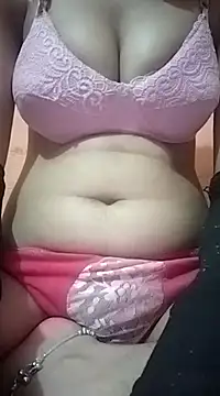 Shanvi Tyagi online show from December 29, 2024, 2:27 am