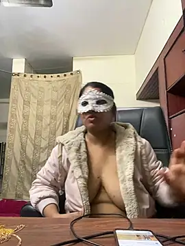 kamayanisingh24 online show from February 23, 2025, 6:34 pm