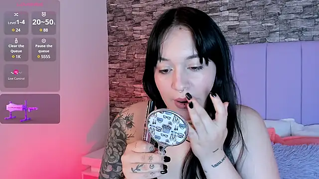 Snapshot of aurora_sweet2 chatting on January 2, 2025, 1:30 pm aurora sweet2 online show from January 2, 2025, 1:30 pm