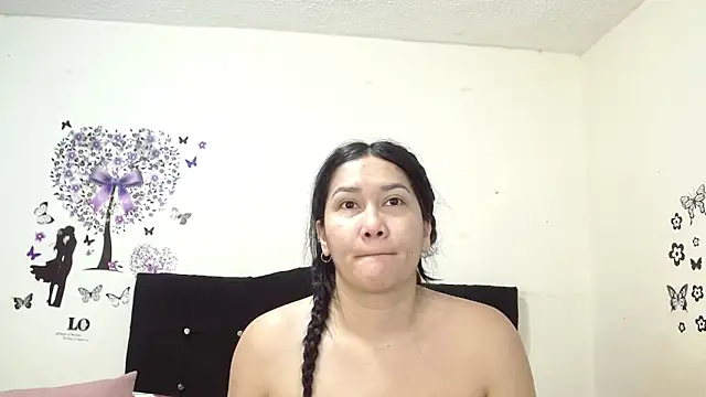 Snapshot of jeff_and_jade chatting on October 26, 2025, 10:54 am jeff and jade online show from October 26, 2025, 10:54 am