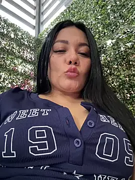 Abril10  online show from December 7, 2024, 9:33 pm