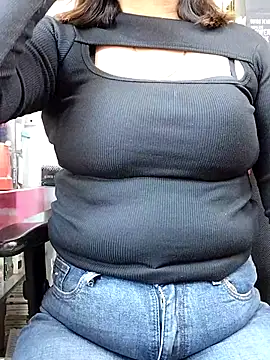 Snapshot of QueenHaryana chatting on March 21, 2025, 8:50 am QueenHaryana online show from March 21, 2025, 8:50 am