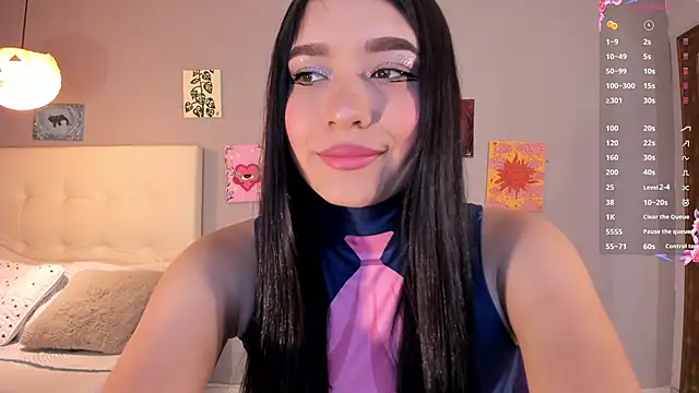 Snapshot of Maia_W10 chatting on June 12, 2026, 12:26 pm Maia W10 online show from June 12, 2026, 12:26 pm