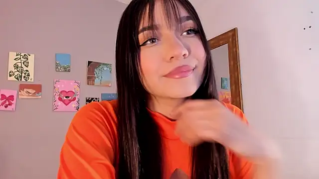 Snapshot of Maia_W10 chatting on July 26, 2026, 3:19 pm Maia W10 online show from July 26, 2026, 3:19 pm
