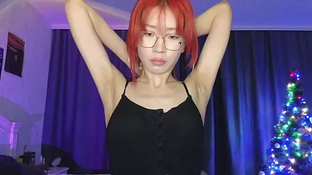 Snapshot of E_v_E_ chatting on December 22, 2024, 2:38 pm E v E online show from December 22, 2024, 2:38 pm