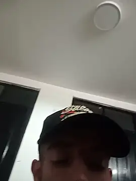 Aaronkiller online show from June 27, 2026, 4:12 pm