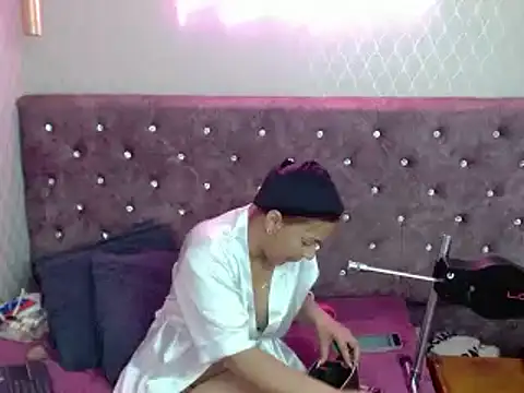 VALENTINA3x online show from January 7, 2025, 2:31 am
