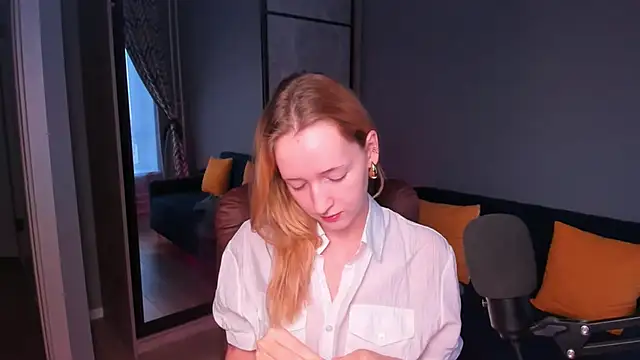 OddlyFamiliar online show from December 16, 2024, 12:27 pm