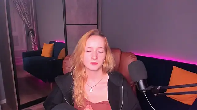 OddlyFamiliar online show from December 20, 2024, 2:27 pm