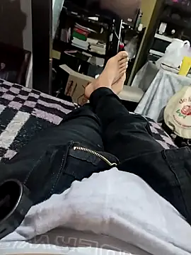 juan56900 online show from February 9, 2026, 4:33 pm