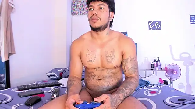 daamonxxx19 online show from February 14, 2025, 6:02 am