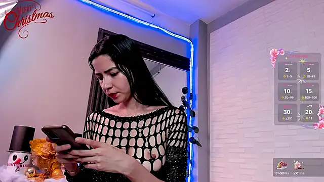 sweetieandjuicyy online show from December 20, 2024, 1:58 am