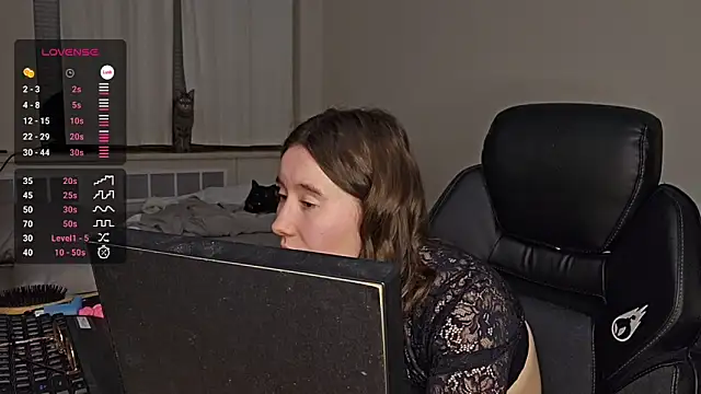 Snapshot of Kinkycouple1789 chatting on December 31, 2024, 7:53 am Kinkycouple1789 online show from December 31, 2024, 7:53 am