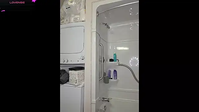 Snapshot of Kinkycouple1789 chatting on April 6, 2026, 12:41 am Kinkycouple1789 online show from April 6, 2026, 12:41 am