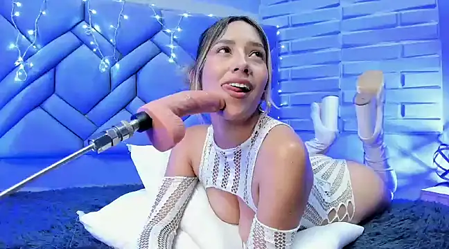 BriannaHarps online show from January 11, 2025, 3:02 am