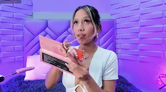 BriannaHarps online show from February 1, 2025, 3:41 am