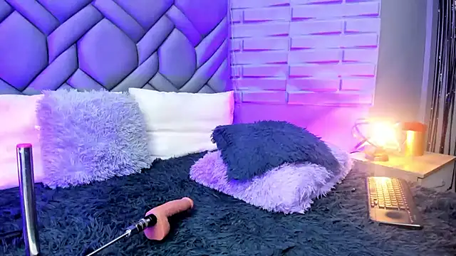 BriannaHarps online show from February 13, 2025, 2:12 am