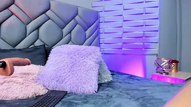 BriannaHarps online show from March 1, 2025, 5:09 am