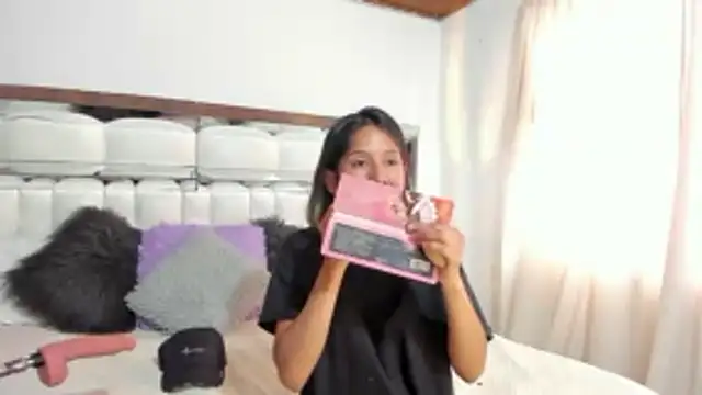 BriannaHarps online show from October 29, 2025, 5:25 pm