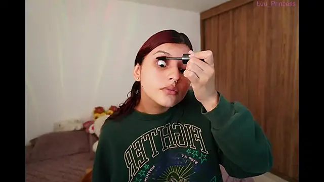 Luu Princess online show from December 23, 2024, 11:28 pm