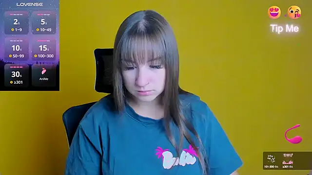 Snapshot of Evelina_GG chatting on September 18, 2025, 5:42 am Evelina GG online show from September 18, 2025, 5:42 am
