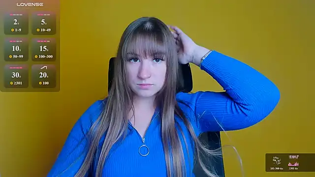 Snapshot of Evelina_GG chatting on October 8, 2025, 12:14 pm Evelina GG online show from October 8, 2025, 12:14 pm