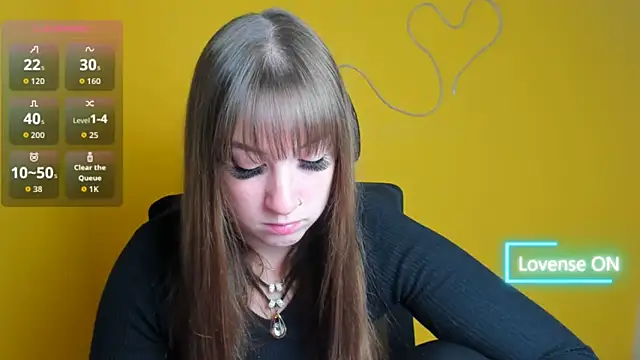Snapshot of Evelina_GG chatting on October 25, 2025, 5:48 am Evelina GG online show from October 25, 2025, 5:48 am