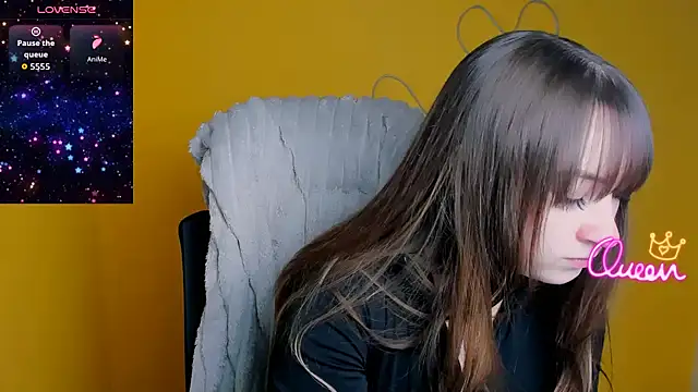 Snapshot of Evelina_GG chatting on February 24, 2026, 12:14 pm Evelina GG online show from February 24, 2026, 12:14 pm