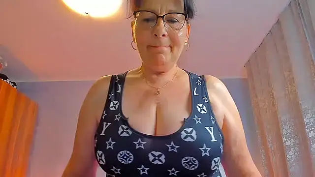 Snapshot of sweetangell69_ chatting on June 18, 2026, 3:07 am sweetangell69 online show from June 18, 2026, 3:07 am