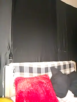 Lovely milk online show from December 5, 2024, 6:11 pm