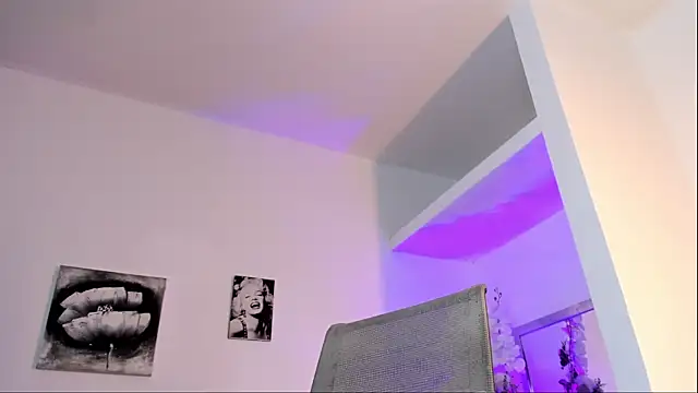 Snapshot of La_Perversa69 chatting on September 15, 2025, 7:03 pm La Perversa69 online show from September 15, 2025, 7:03 pm