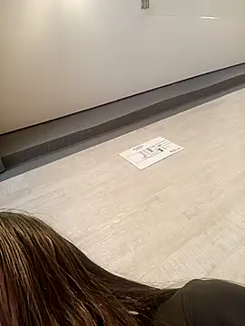 angel natural online show from October 1, 2025, 9:32 pm