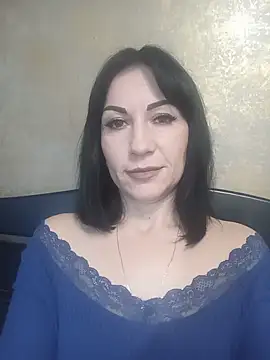 FireLily332 online show from January 15, 2025, 4:21 pm