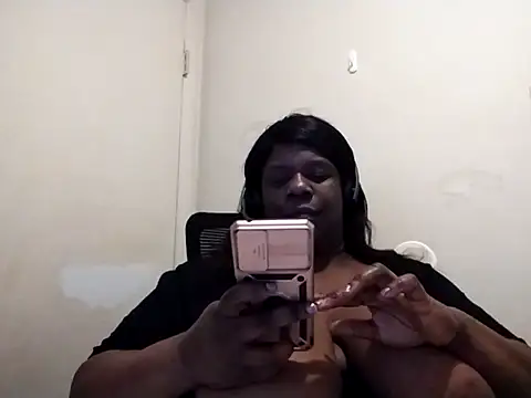 whitwhit86 online show from October 24, 2025, 10:50 pm