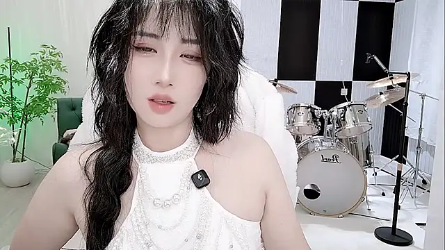 Vaness-a online show from October 9, 2025, 2:59 pm